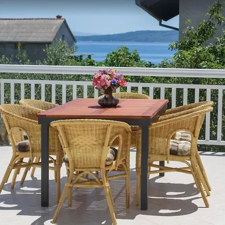 2min Walk To The , Large Seaview Terraces 2 Apts, Bbq, Parking Apartment Kastela