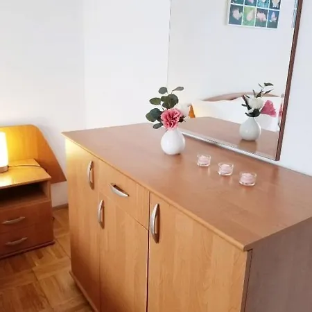 2min Walk To The , Large Seaview Terraces 2 Apts, Bbq, Parking Kastela